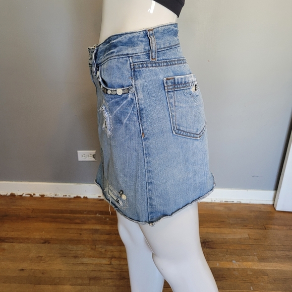 The Gap Denim Distressed and Embellished Mini Skirt, VGUC, Size 4 - Picture 10 of 12